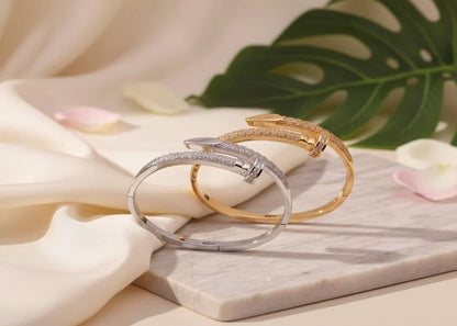 Luxury Nail-Style Sparkle Bangle Set – Crystal Bangle & Matching Ring Jewelry Set | Saudi Arabia