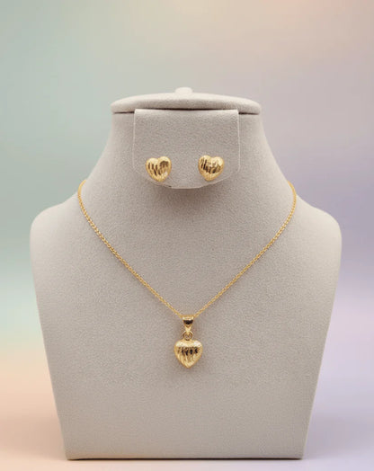 Golden Textured Heart Pendant Set – Elegant Necklace & Stud Earrings Jewelry Set | Saudi Arabia